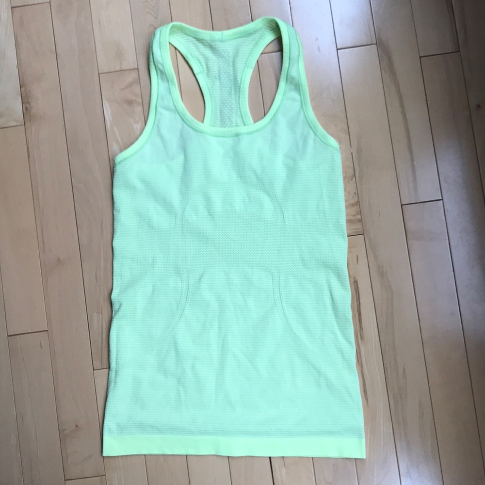 🍋NWOT lululemon swiftly tank